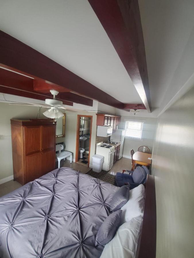 Golden Gate Lodging Plattsburgh  Kültér fotó